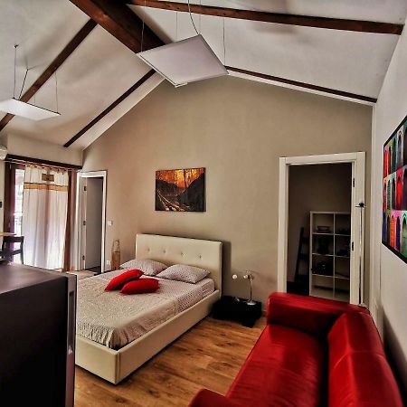 Regis B&B Appartamenti Centro Storico Chivasso Dış mekan fotoğraf